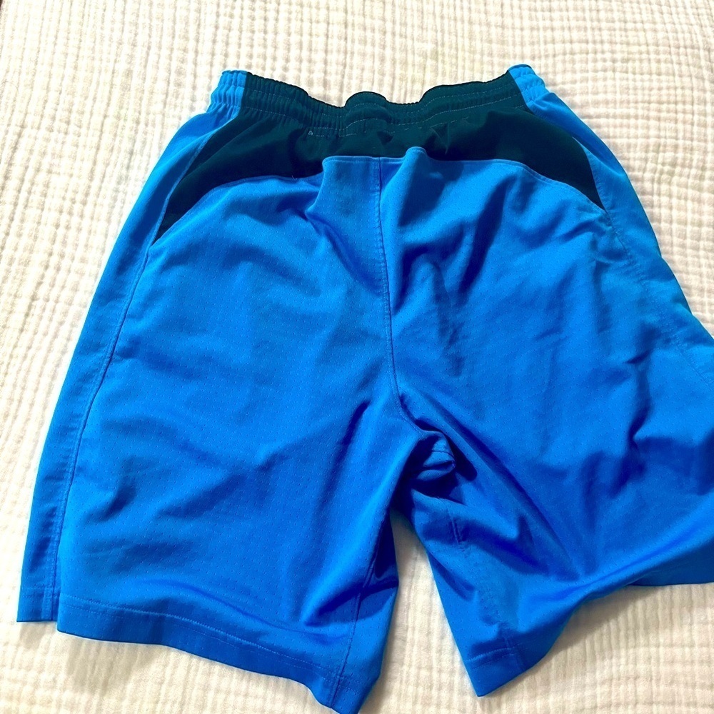 Nike KD Athletic Shorts Mesh - Large - Picture 3 of 6